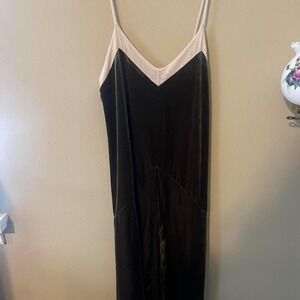 Zara Trafaluc Olive Green Velvet V‎ Neck Mini Dress S